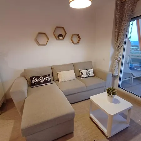 Apartman Charli Miramar